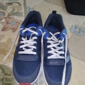 Mens Champion Verve shoes Sz 12